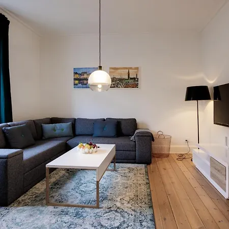 Private Room In Charming Neighbourhood In Osterbro *